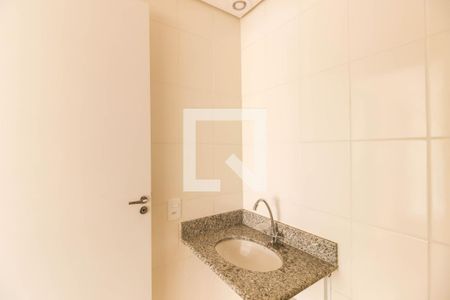 Apartamento para alugar com 43m², 2 quartos e sem vaga Apartamento para alugar com 43m², 2 quartos e sem vagaBanheiro