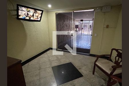 Apartamento à venda com 69m², 2 quartos e 1 vagaHall de entrada