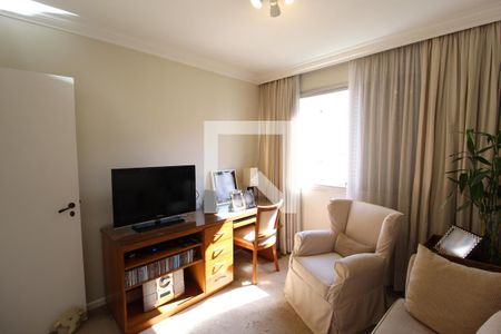 Apartamento à venda com 138m², 3 quartos e 1 vagaQuarto 2