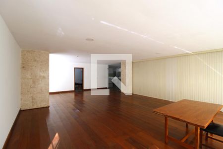 Apartamento à venda com 138m², 3 quartos e 1 vagaÁrea Comum - Salão de festas