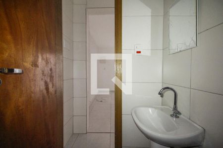 Casa para alugar com 68m², 2 quartos e sem vagaBanheiro Social 