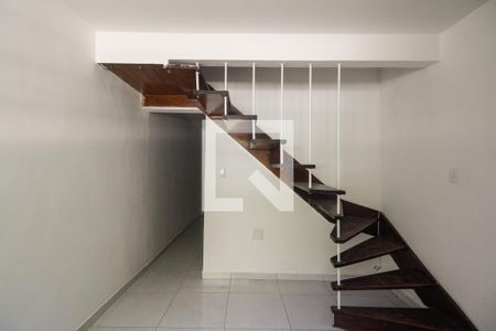 Sala  de casa para alugar com 2 quartos, 68m² em Chácara Califórnia, São Paulo