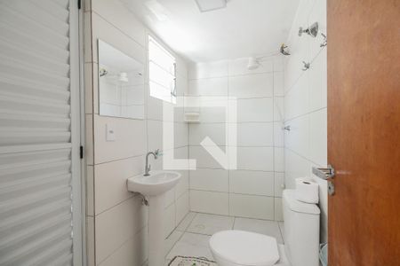 Casa para alugar com 68m², 2 quartos e sem vagaBanheiro Suíte 