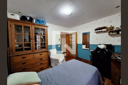 Casa à venda com 250m², 5 quartos e 2 vagas Casa à venda com 250m², 5 quartos e 2 vagasQuarto 3