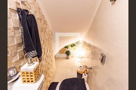 Casa à venda com 250m², 3 quartos e 3 vagas Casa à venda com 250m², 3 quartos e 3 vagasLavabo