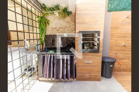 Casa à venda com 250m², 3 quartos e 3 vagas Casa à venda com 250m², 3 quartos e 3 vagasGaragem e Area de serviço