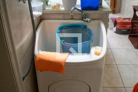 Apartamento para alugar com 80m², 2 quartos e 1 vagaÁrea de serviço - tanque