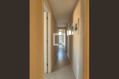 Apartamento à venda com 120m², 4 quartos e 2 vagasCorredor