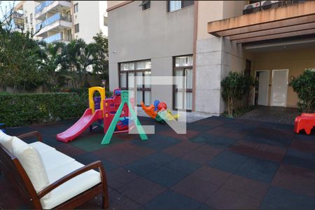 Apartamento à venda com 120m², 4 quartos e 2 vagasÁrea comum