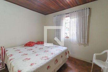 Casa à venda com 196m², 2 quartos e 2 vagasQuarto 2