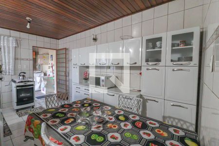 Casa à venda com 196m², 2 quartos e 2 vagasCozinha