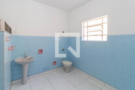 Banheiro social  de casa para alugar com 2 quartos, 65m² em São Francisco, Belo Horizonte