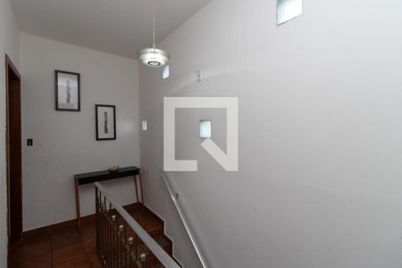 Casa à venda com 142m², 3 quartos e 1 vagaHall escada