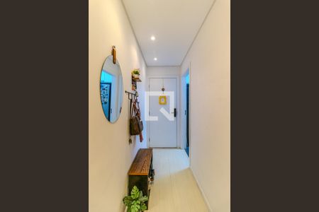 Apartamento à venda com 75m², 2 quartos e 2 vagasCorredor de Entrada