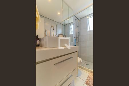 Apartamento à venda com 75m², 2 quartos e 2 vagasBanheiro da Suíte