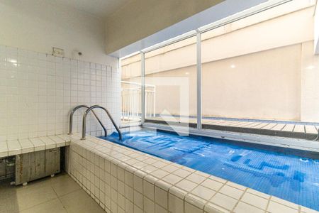 Apartamento à venda com 75m², 2 quartos e 2 vagasPiscina