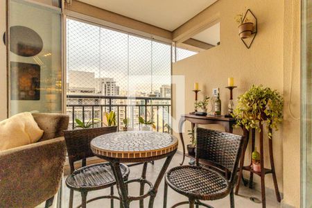 Varanda de apartamento à venda com 2 quartos, 75m² em Santa Cecília, São Paulo