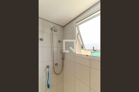 Apartamento à venda com 75m², 2 quartos e 2 vagasBanheiro da Suíte