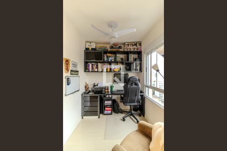 Apartamento à venda com 75m², 2 quartos e 2 vagasEscritório