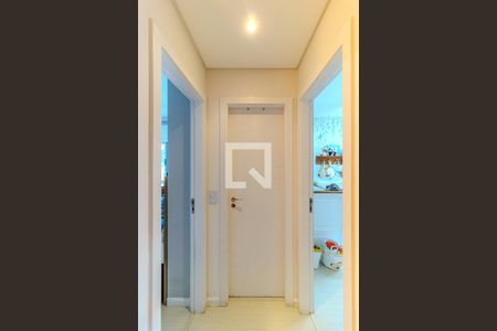 Apartamento à venda com 75m², 2 quartos e 2 vagasCorredor