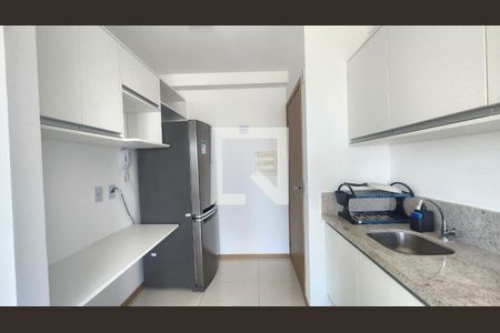 Sala/Cozinha de apartamento para alugar com 1 quarto, 32m² em Pituba, Salvador