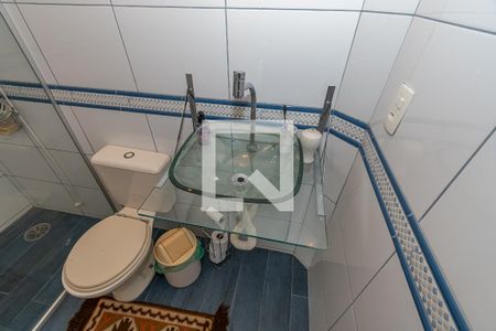 Casa à venda com 244m², 6 quartos e 4 vagasDetalhe Banheiro da Suíte 2