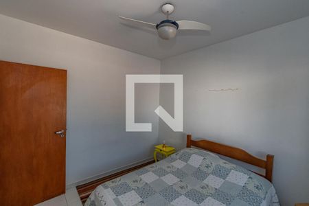 Casa à venda com 244m², 6 quartos e 4 vagasQuarto 3