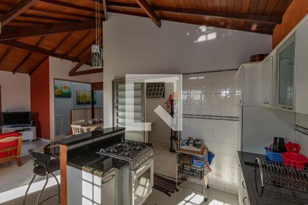 Casa à venda com 244m², 6 quartos e 4 vagasCozinha