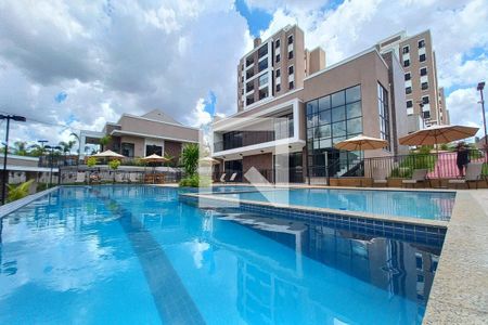 Apartamento à venda com 66m², 2 quartos e 2 vagas Apartamento à venda com 66m², 2 quartos e 2 vagasÁrea comum - Piscina