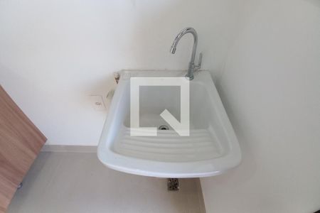 Apartamento à venda com 66m², 2 quartos e 2 vagas Apartamento à venda com 66m², 2 quartos e 2 vagasÁrea de Serviço