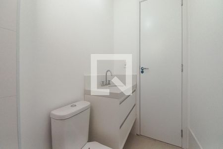 Apartamento à venda com 66m², 2 quartos e 2 vagas Apartamento à venda com 66m², 2 quartos e 2 vagasBanheiro da Suíte
