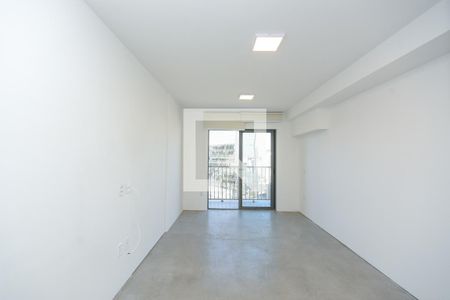 Sala/Quarto de apartamento à venda com 1 quarto, 28m² em Pinheiros, São Paulo