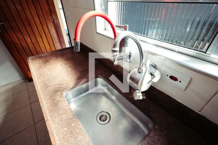 Casa à venda com 187m², 4 quartos e 6 vagas Casa à venda com 187m², 4 quartos e 6 vagasCozinha