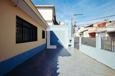 Casa à venda com 187m², 4 quartos e 6 vagas Casa à venda com 187m², 4 quartos e 6 vagasGaragem