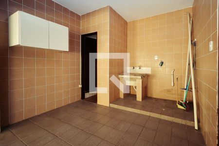 Casa à venda com 187m², 4 quartos e 6 vagas Casa à venda com 187m², 4 quartos e 6 vagasÁrea de Serviço