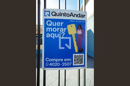 Casa à venda com 187m², 4 quartos e 6 vagas Casa à venda com 187m², 4 quartos e 6 vagasFachada