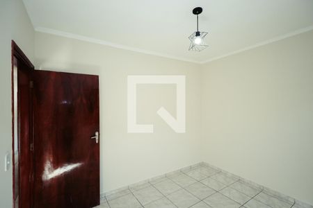 Casa à venda com 187m², 4 quartos e 6 vagas Casa à venda com 187m², 4 quartos e 6 vagasQuarto 2