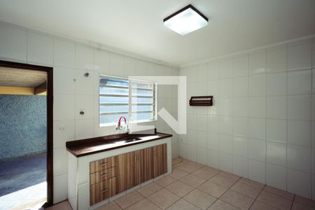 Casa à venda com 187m², 4 quartos e 6 vagas Casa à venda com 187m², 4 quartos e 6 vagasCozinha