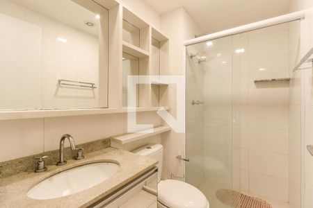 Banheiro de apartamento para alugar com 1 quarto, 36m² em Campo Belo, São Paulo