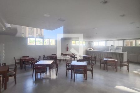 Apartamento para alugar com 54m², 2 quartos e 1 vaga Apartamento para alugar com 54m², 2 quartos e 1 vagaÁrea comum - Salão de festas