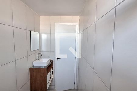 Apartamento para alugar com 54m², 2 quartos e 1 vaga Apartamento para alugar com 54m², 2 quartos e 1 vagaBanheiro