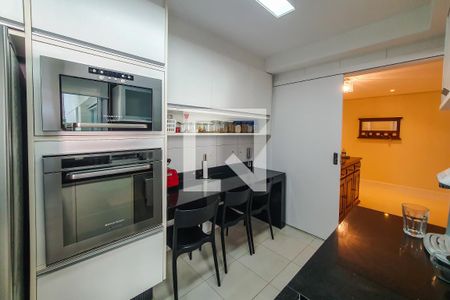 Apartamento à venda com 151m², 3 quartos e 3 vagascozinha
