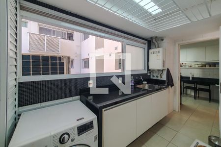 Apartamento à venda com 151m², 3 quartos e 3 vagasÁrea de Serviço