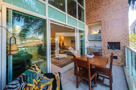 Apartamento à venda com 151m², 3 quartos e 3 vagasvaranda