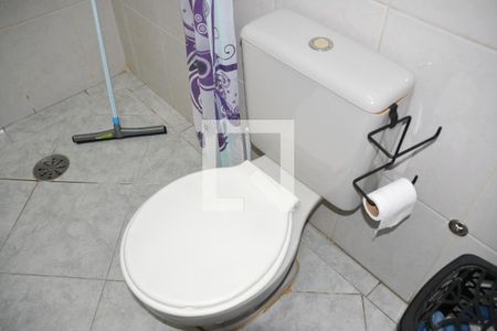 Casa à venda com 212m², 2 quartos e 3 vagasBanheiro