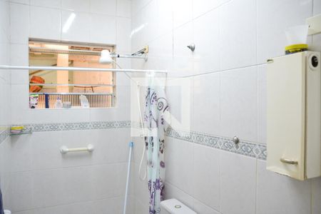 Casa à venda com 212m², 2 quartos e 3 vagasBanheiro