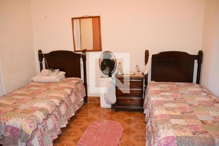 Casa à venda com 212m², 2 quartos e 3 vagasQuarto 2