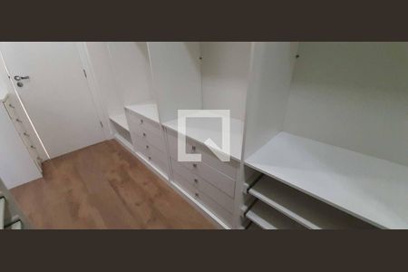 Casa à venda com 398m², 6 quartos e sem vagaCloset da Suíte 2