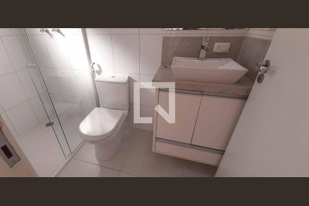 Casa à venda com 398m², 6 quartos e sem vagaBanheiro da Suíte 1