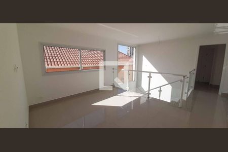 Casa à venda com 398m², 6 quartos e sem vagaSegundo piso Sala de TV